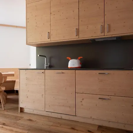 Castellazzi 12 Aquila Apartman